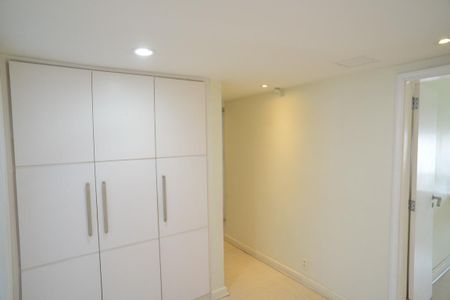 Apartamento à venda com 210m², 4 quartos e 2 vagasQuarto 2