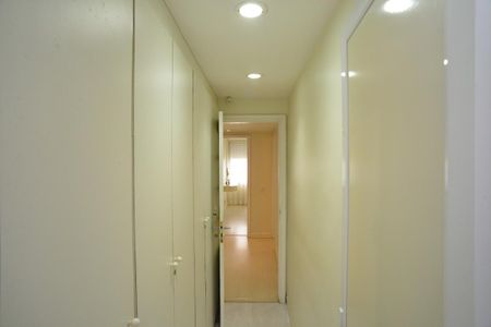 Apartamento à venda com 210m², 4 quartos e 2 vagasCorredor