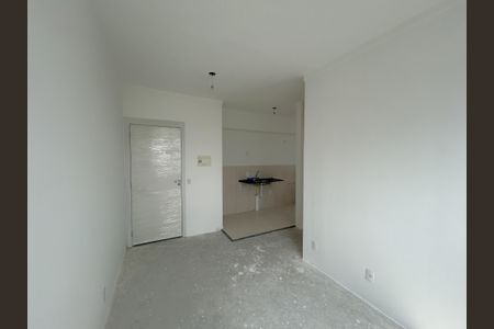 Sala de apartamento à venda com 1 quarto, 32m² em Todos Os Santos, Rio de Janeiro