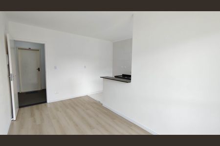 Sala de apartamento para alugar com 2 quartos, 46m² em Sitio do Paiolzinh, Ferraz de Vasconcelos