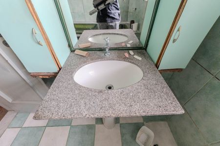 Apartamento para alugar com 74m², 1 quarto e sem vagaBanheiro