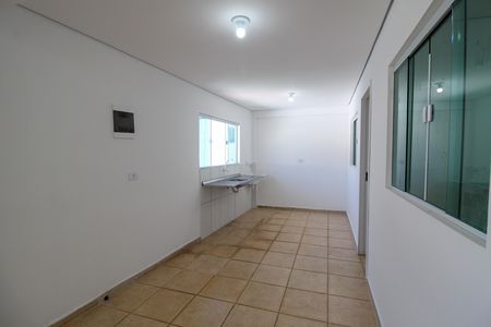 Sala/Cozinha de apartamento para alugar com 2 quartos, 40m² em Vila Dalva, São Paulo