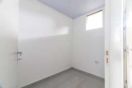 Quarto 2 de kitnet/studio para alugar com 2 quartos, 24m² em Vila Dalva, São Paulo