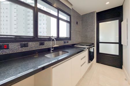 Apartamento à venda com 117m², 3 quartos e 2 vagasCozinha