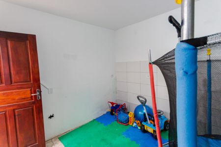 Casa à venda com 90m², 2 quartos e 1 vaga