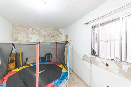 Casa à venda com 90m², 2 quartos e 1 vaga