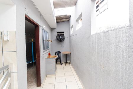 Casa à venda com 90m², 2 quartos e 1 vaga