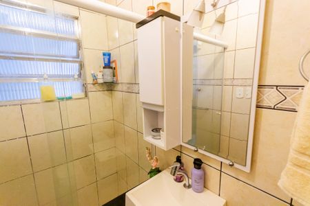 Casa à venda com 90m², 2 quartos e 1 vaga