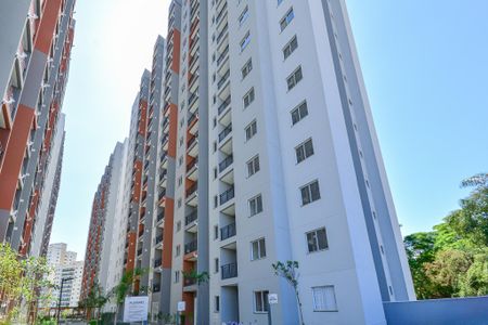 Apartamento para alugar com 37m², 2 quartos e 1 vaga Apartamento para alugar com 37m², 2 quartos e 1 vagaFachada