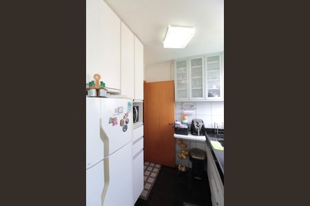 Apartamento à venda com 93m², 2 quartos e 2 vagasCozinha e Área de Serviço