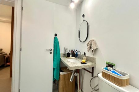 Apartamento à venda com 75m², 2 quartos e 1 vaga Apartamento à venda com 75m², 2 quartos e 1 vagaBanheiro Corredor