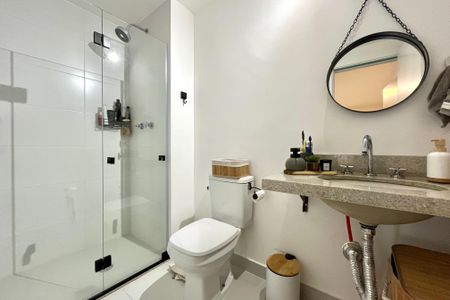 Apartamento à venda com 75m², 2 quartos e 1 vaga Apartamento à venda com 75m², 2 quartos e 1 vagaBanheiro da Suíte