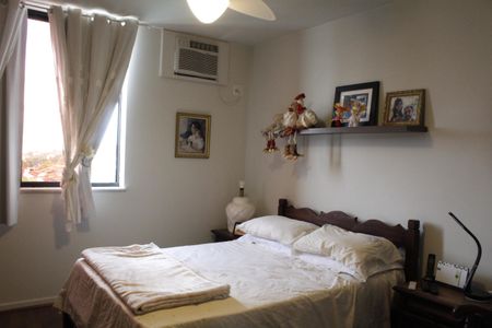 Casa de condomínio à venda com 293m², 6 quartos e 2 vagasQuarto Suíte