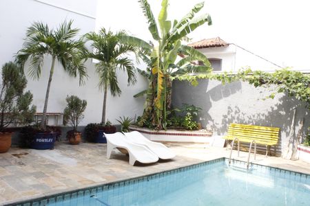 Casa de condomínio à venda com 293m², 6 quartos e 2 vagasPiscina