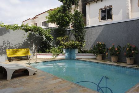 Casa de condomínio à venda com 293m², 6 quartos e 2 vagasPiscina