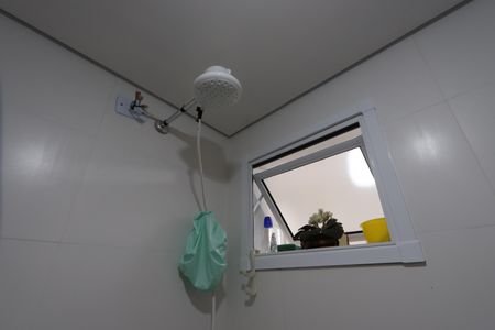 Banheiro Social de apartamento para alugar com 1 quarto, 47m² em Vila Darli, São Paulo