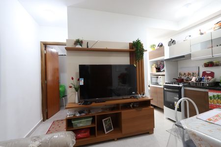 Sala de apartamento para alugar com 1 quarto, 47m² em Vila Darli, São Paulo