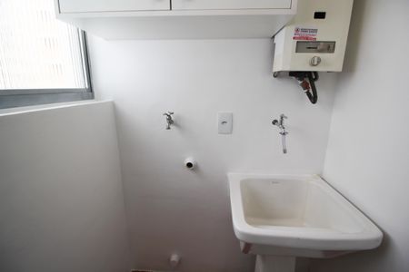 Apartamento para alugar com 65m², 2 quartos e 1 vagaÁrea de Serviço