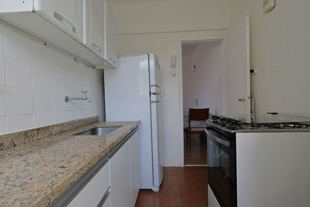 Apartamento à venda com 40m², 1 quarto e 1 vagaCozinha e Área de Serviço