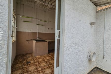 Casa à venda com 288m², 3 quartos e 2 vagasÁrea externa