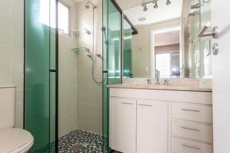 Apartamento à venda com 144m², 3 quartos e 2 vagasBanheiro da Suíte