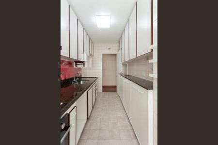 Apartamento à venda com 144m², 3 quartos e 2 vagasCozinha