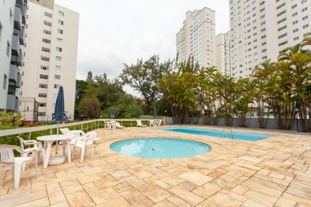 Apartamento à venda com 144m², 3 quartos e 2 vagasÁrea comum - Piscina