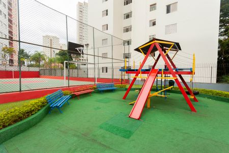 Apartamento à venda com 144m², 3 quartos e 2 vagasÁrea comum - Playground