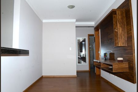 Apartamento para alugar com 73m², 3 quartos e 1 vagaSala