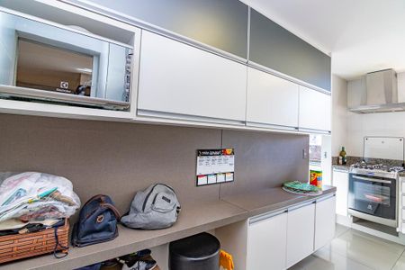 Apartamento à venda com 96m², 3 quartos e 2 vagasCozinha