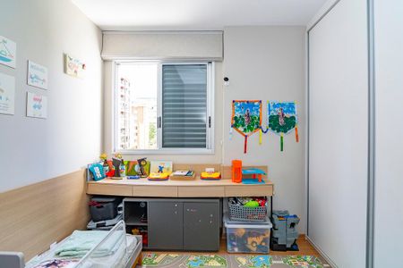 Apartamento à venda com 96m², 3 quartos e 2 vagasQuarto 2