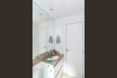 Apartamento à venda com 96m², 3 quartos e 2 vagasBanheiro Social