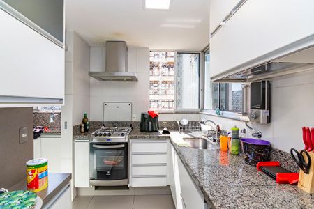 Apartamento à venda com 96m², 3 quartos e 2 vagasCozinha