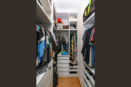 Apartamento à venda com 96m², 3 quartos e 2 vagasCloset da suíte