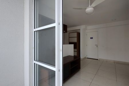 Apartamento para alugar com 58m², 2 quartos e 1 vagaVaranda