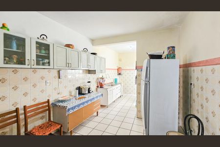 Casa à venda com 448m², 6 quartos e 3 vagasCozinha