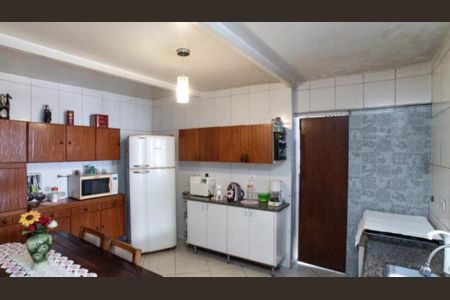 Casa à venda com 192m², 4 quartos e 1 vagaFoto 45