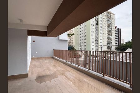 Sacada Garden de apartamento à venda com 2 quartos, 114m² em Parque Imperial, São Paulo