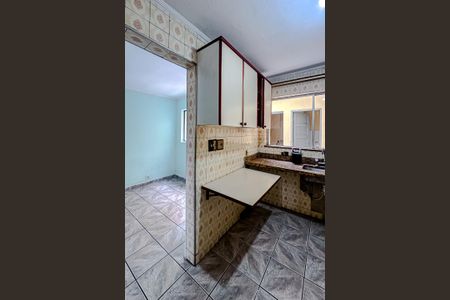 Casa à venda com 116m², 2 quartos e sem vaga Casa à venda com 116m², 2 quartos e sem vagaCozinha