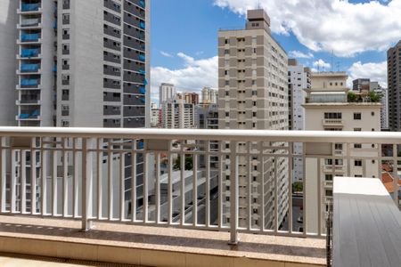 Apartamento para alugar com 134m², 3 quartos e 3 vagas Apartamento para alugar com 134m², 3 quartos e 3 vagasVaranda da Suíte 1
