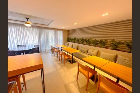 Apartamento para alugar com 96m², 3 quartos e 2 vagasÁrea comum - Salão de festas