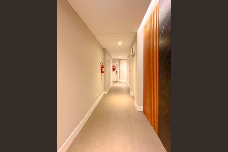 Apartamento para alugar com 96m², 3 quartos e 2 vagasHall social