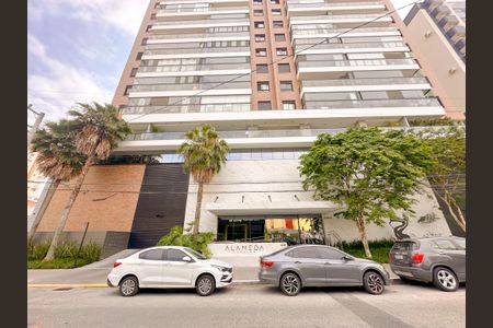 Apartamento para alugar com 96m², 3 quartos e 2 vagasFachada