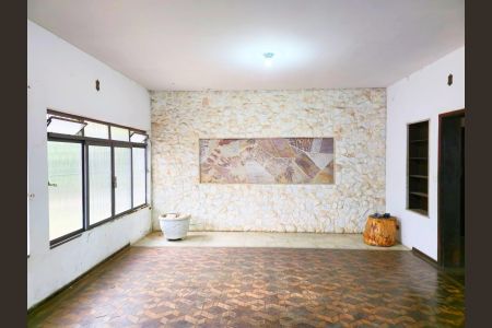 Sala de casa à venda com 4 quartos, 882m² em Jardim Flor da Montanha, Guarulhos