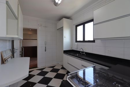 Apartamento à venda com 94m², 2 quartos e 2 vagasCozinha