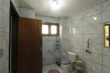 Casa à venda com 242m², 5 quartos e 1 vagaBanheiro 1