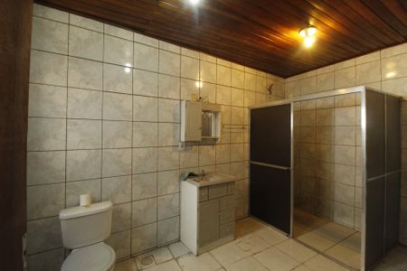 Casa à venda com 242m², 5 quartos e 1 vagaBanheiro 2