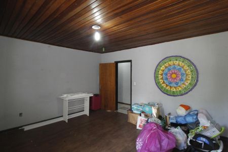 Casa à venda com 242m², 5 quartos e 1 vagaQuarto 1