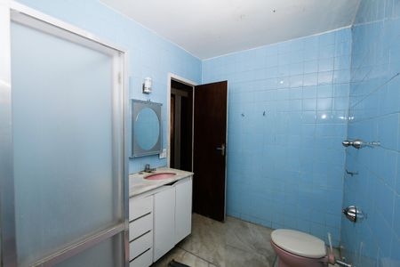 Apartamento à venda com 126m², 4 quartos e 2 vagasBanheiro Social