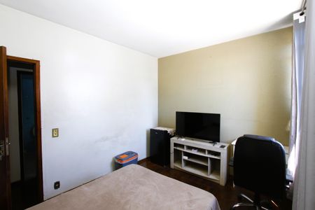 Apartamento à venda com 126m², 4 quartos e 2 vagasQuarto 1